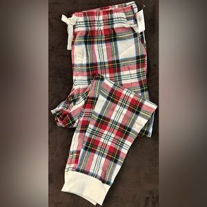 Bought wrong size, never returned. Still in bag, only removed for this photo.